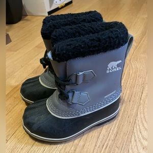Toddler Sorel boots, size 11, hardly used!